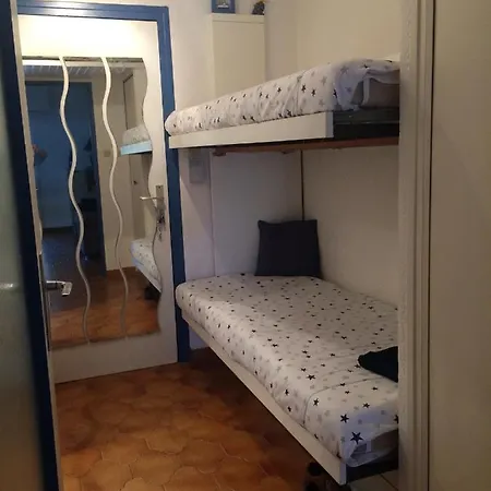 Studio 4 couchages avec jardinet à 300 m de la plage Appartamento